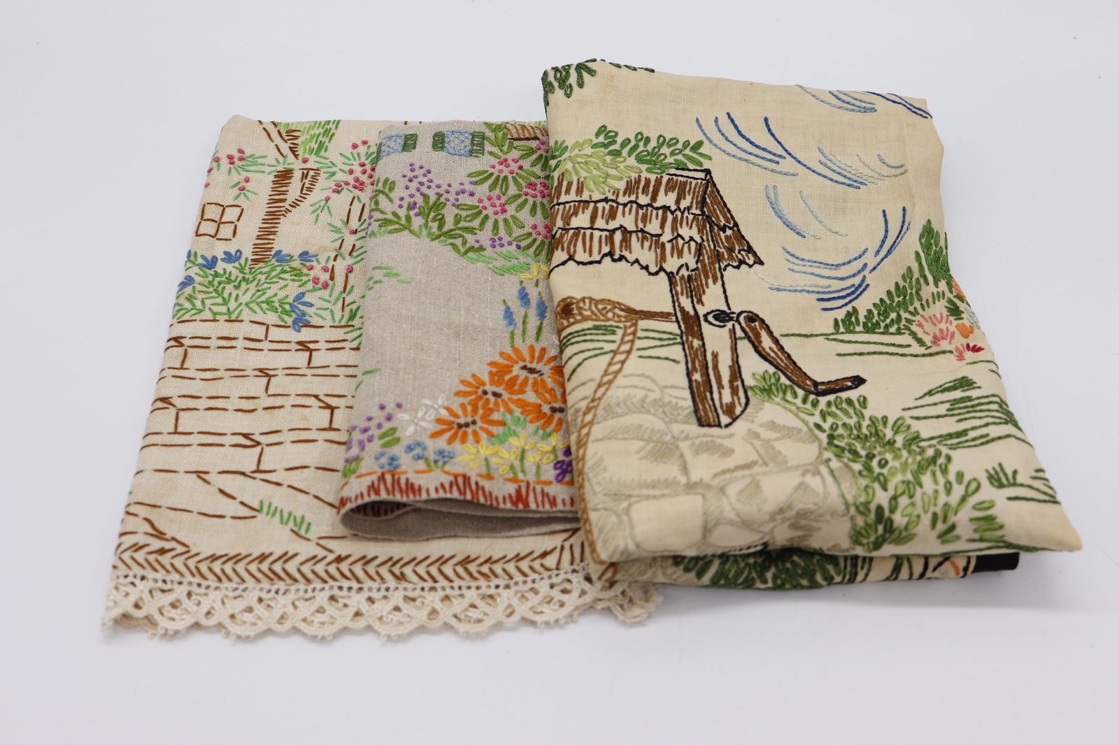 Lot of 3 Vintage Embroidered Squares with House Scenes (1 of 10)