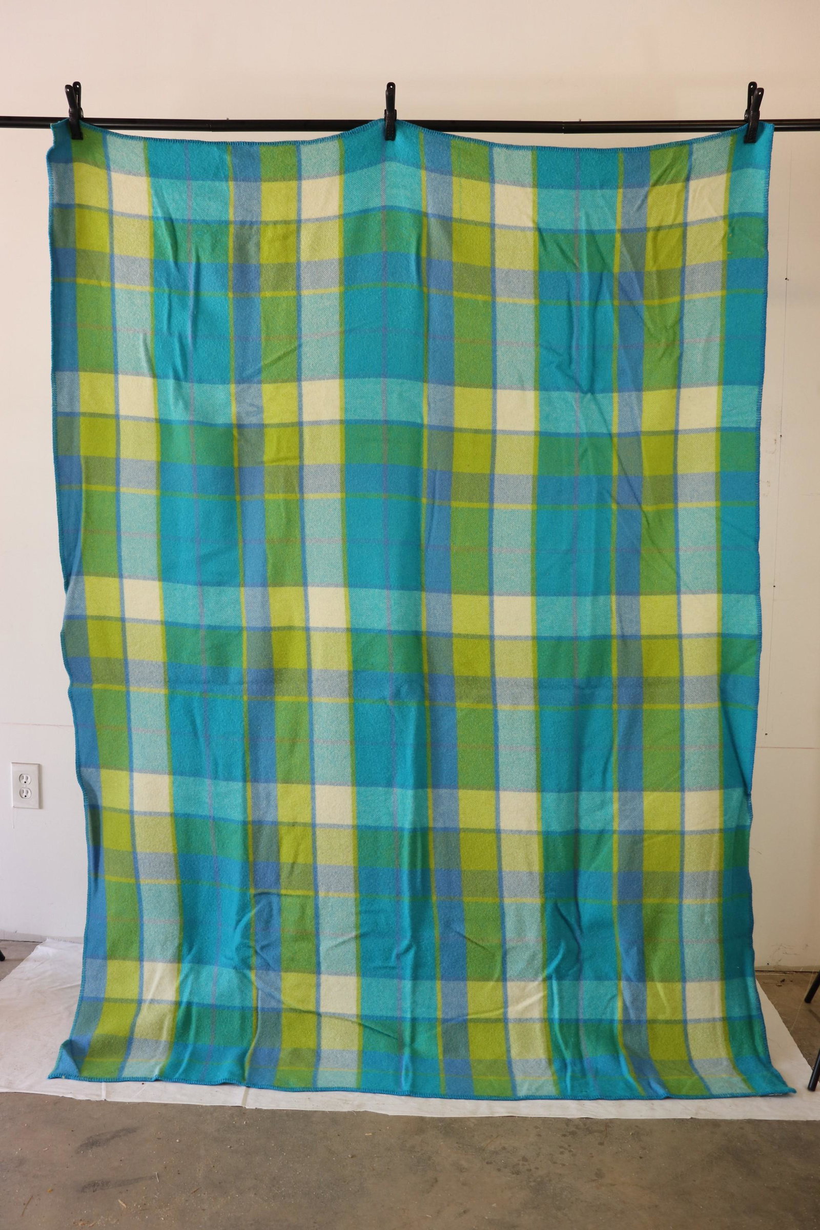 Vintage Wool Plaid Blanket, FARIBO (1 of 5)