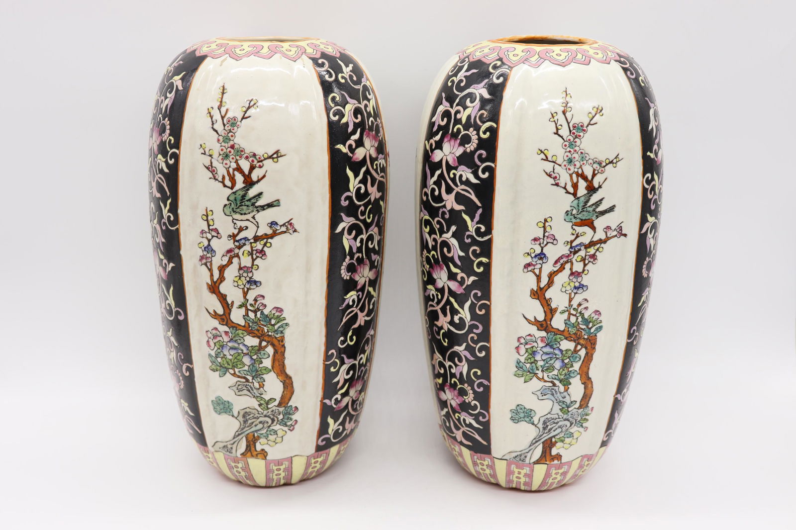 Pair Antique Famille Rose Hand painted Chinese (1 of 6)