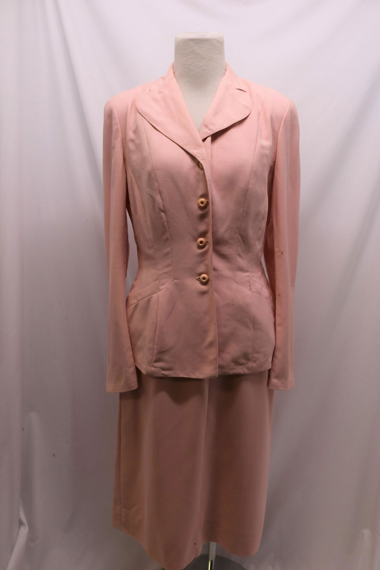 Vintage 1940's Ladies Sacony Palm Beach Skirt Suit (1 of 7)
