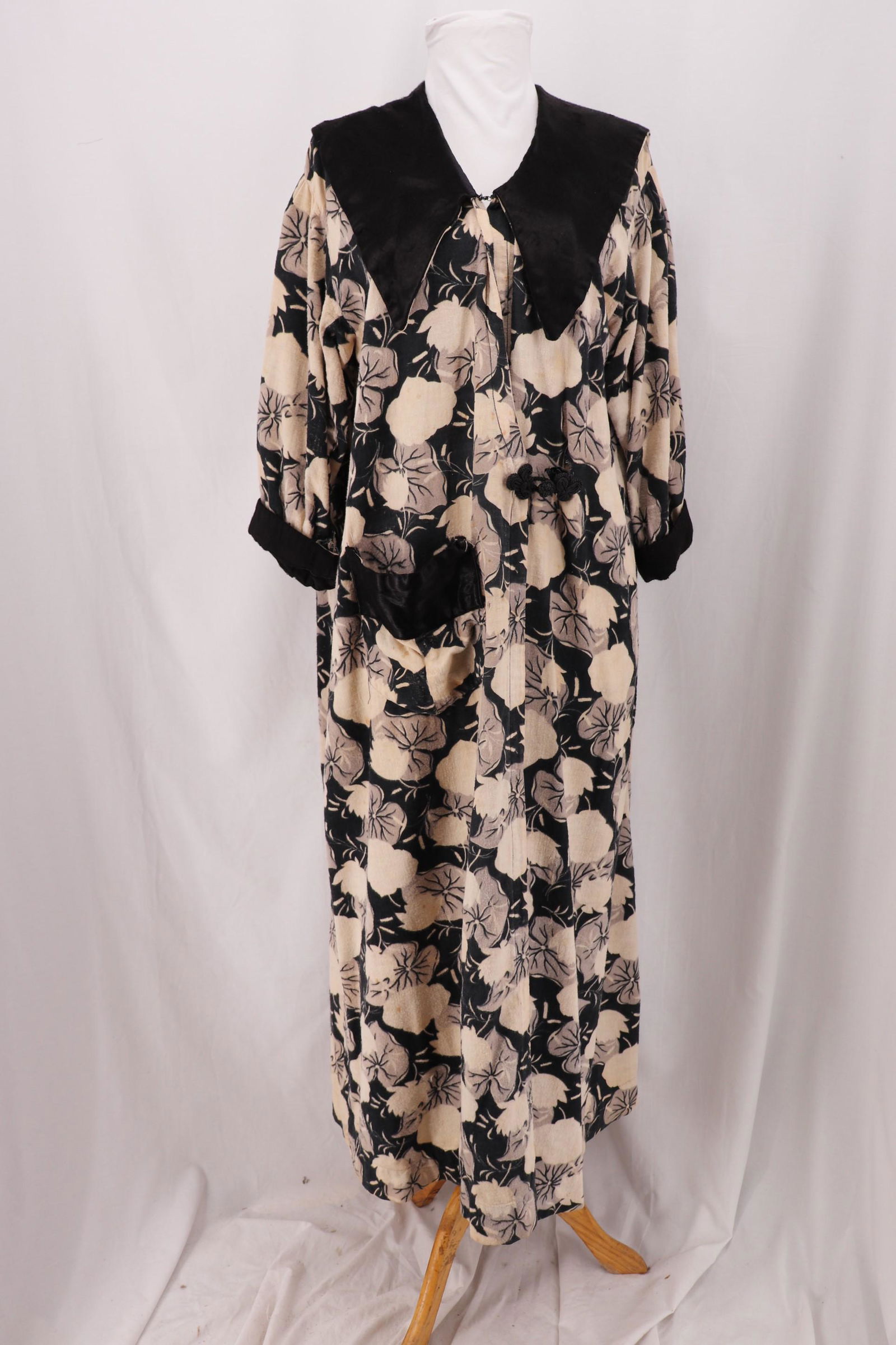 Vintage 1920's Floral Flannel Robe with Velvet (1 of 9)