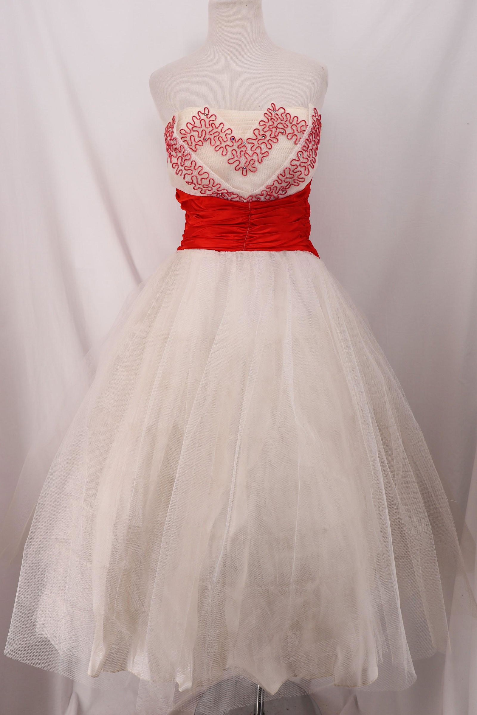 Vintage 1950's White Tulle Princess Party Dress (1 of 10)