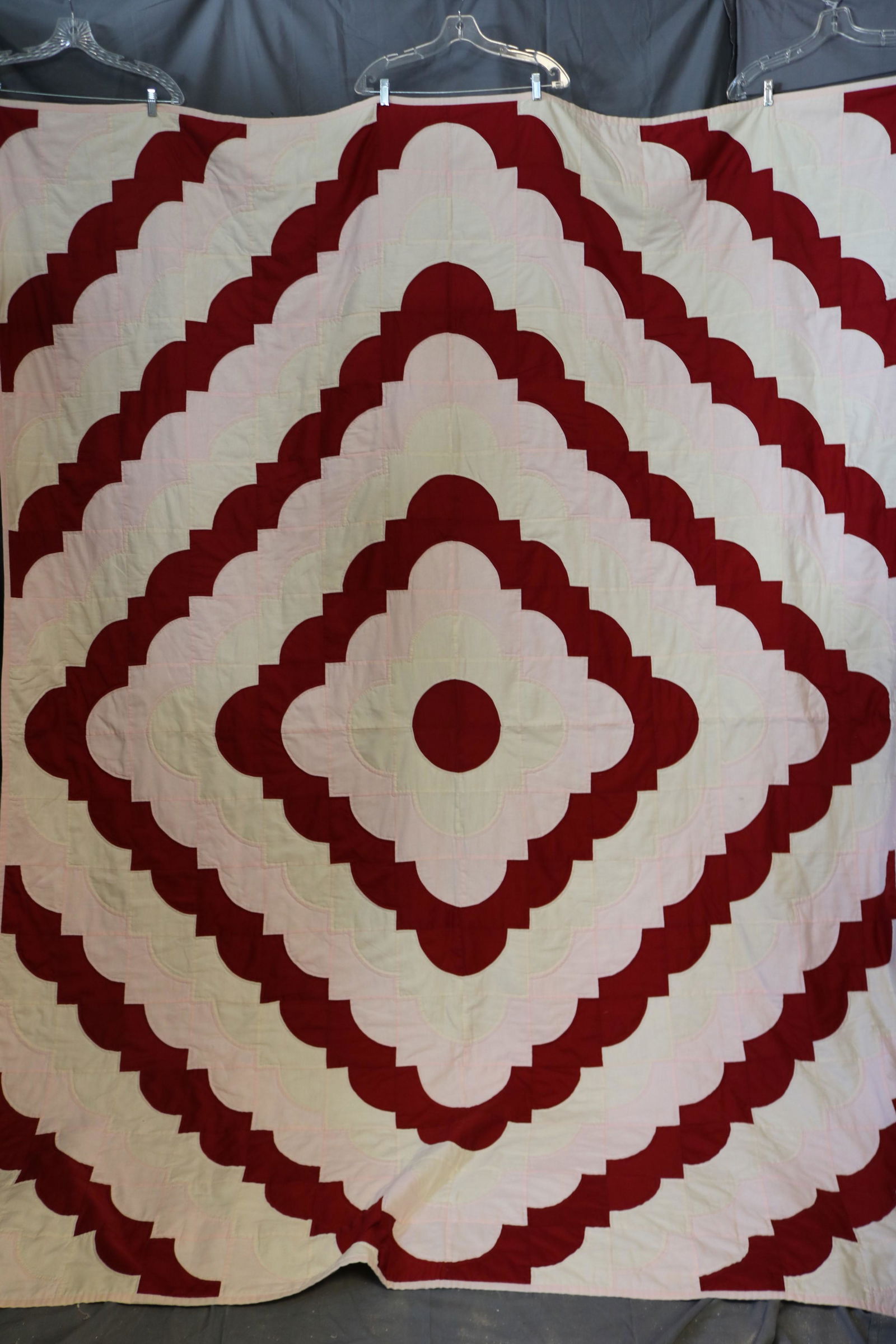 Vintage 1980's Red, Whit & Pink  Moorish Motif Quilt (1 of 3)