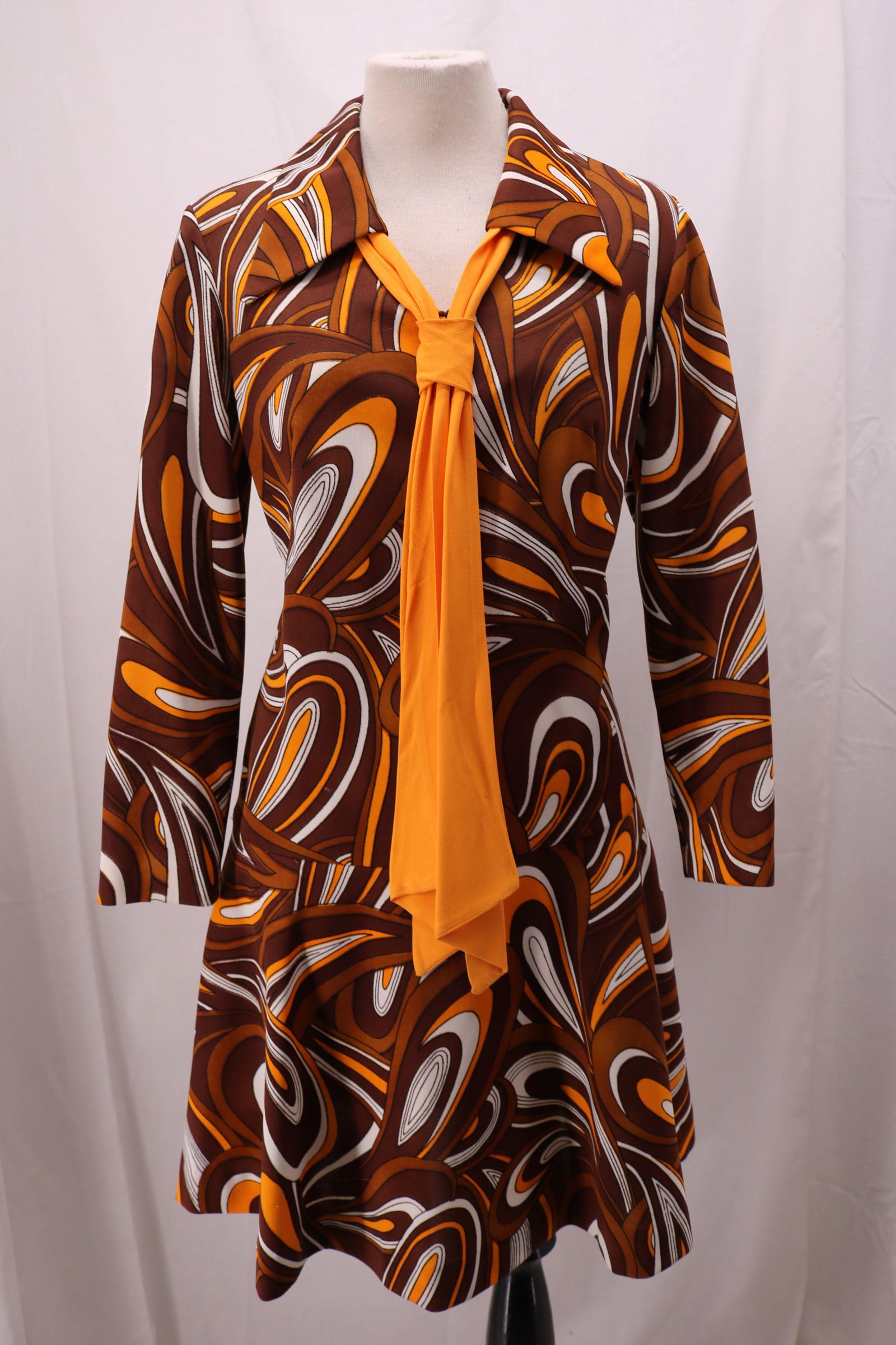 Vintage 1970's R & K Knit, Drop Waist Groovy Dress (1 of 5)