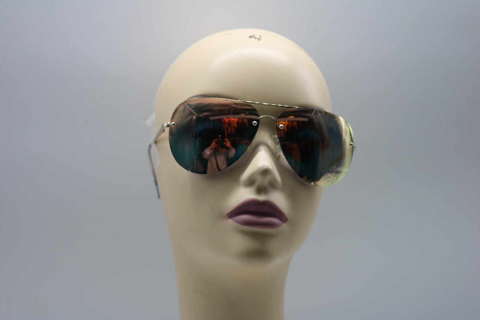 Vintage Men's Quay Aviator Sunglasses: mirrored sunglasses, gold tone trim, some scratches see photos.