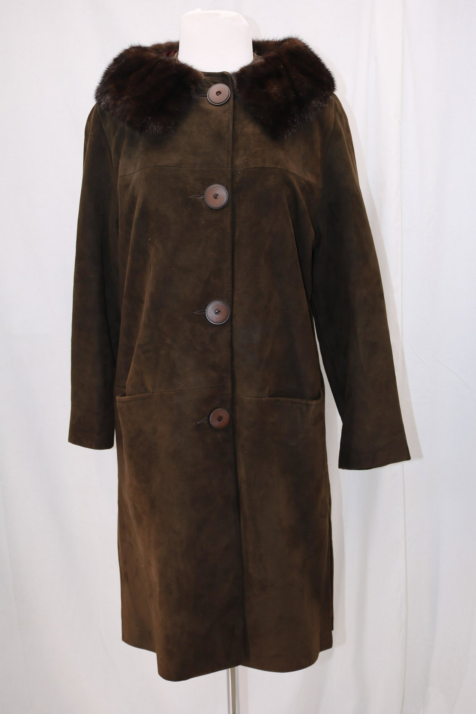 Vintage 1960's Suede and Mink Ladies Coat (1 of 5)