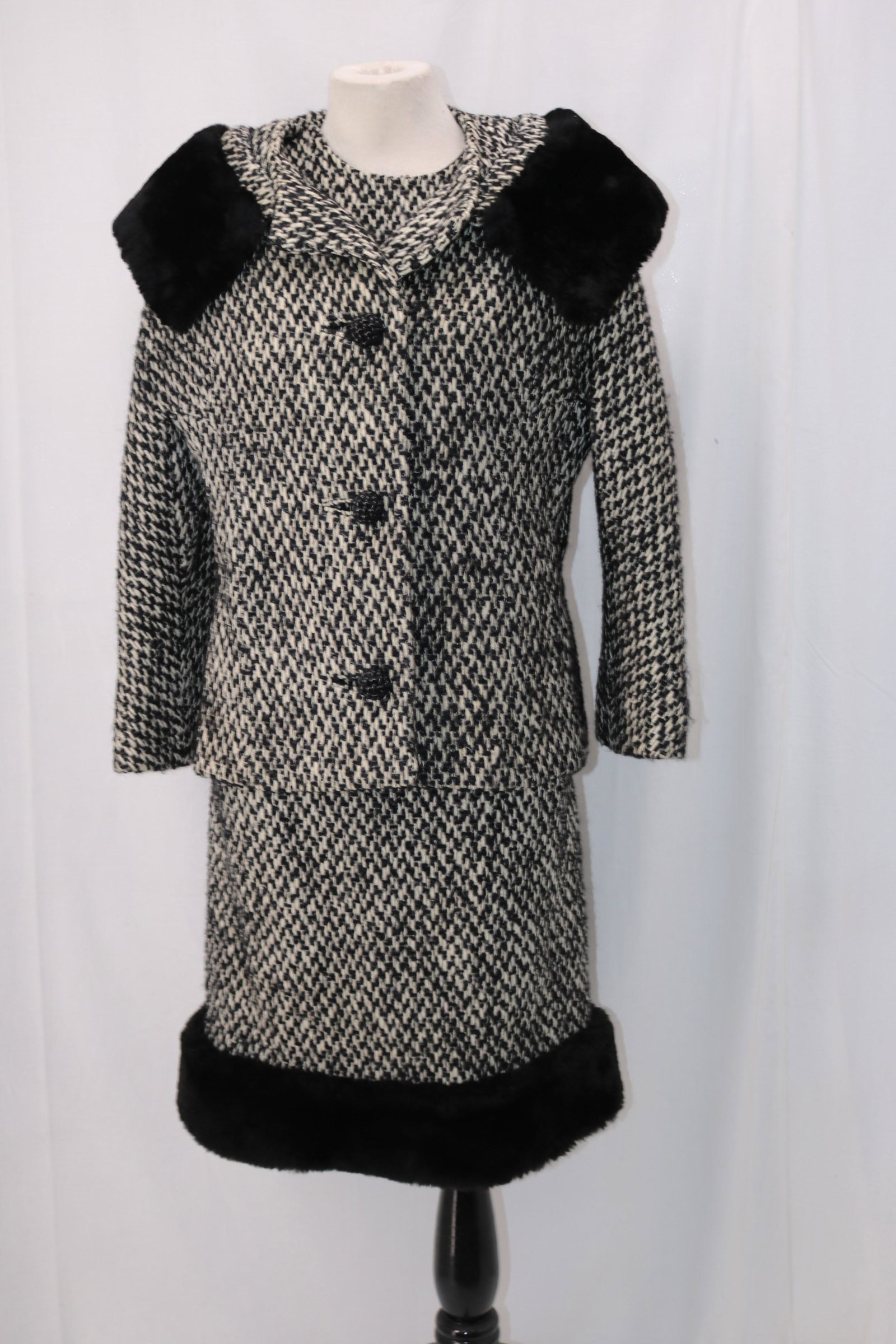 Vintage 1960's Heavy Wool Shift Dress & Crop Jacket (1 of 10)