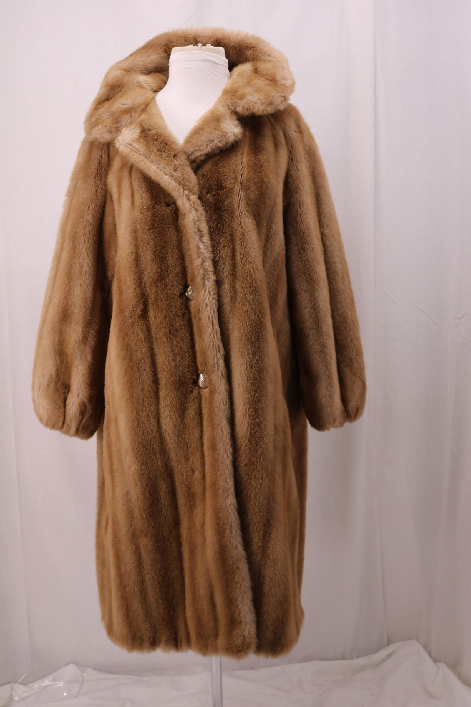 Vintage 1950's Ladies Grandella II by Sportowne Mouton (1 of 10)