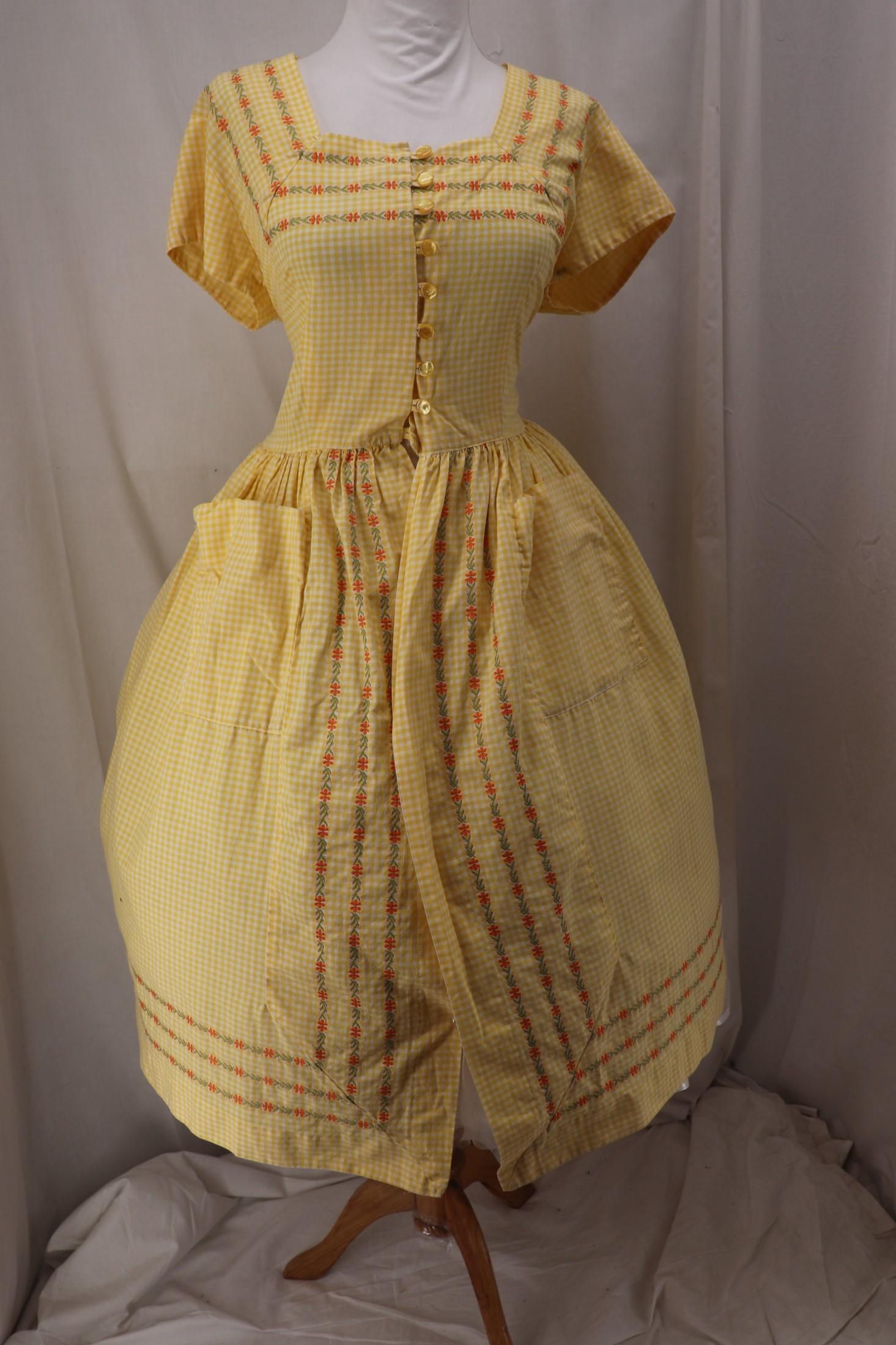 Vintage 1950's Styled by Loungees Yellow House Dress (1 of 9)