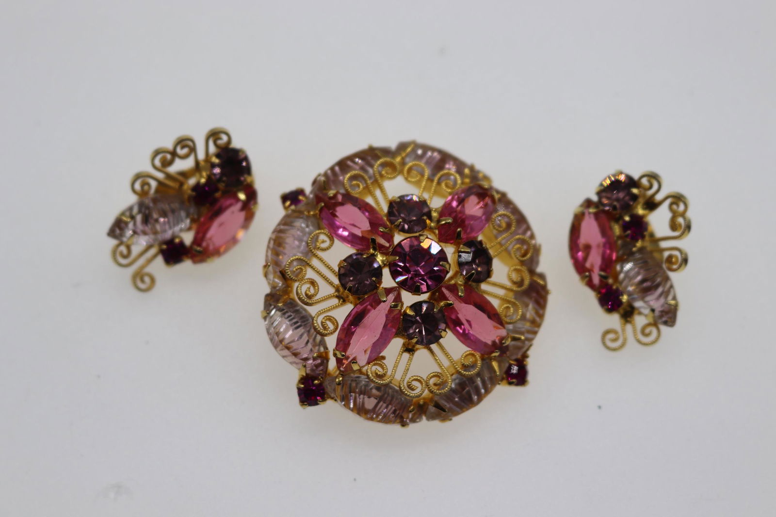 Vintage Gold-Tone & Faceted Pink Stone Brooch & Clip On (1 of 6)