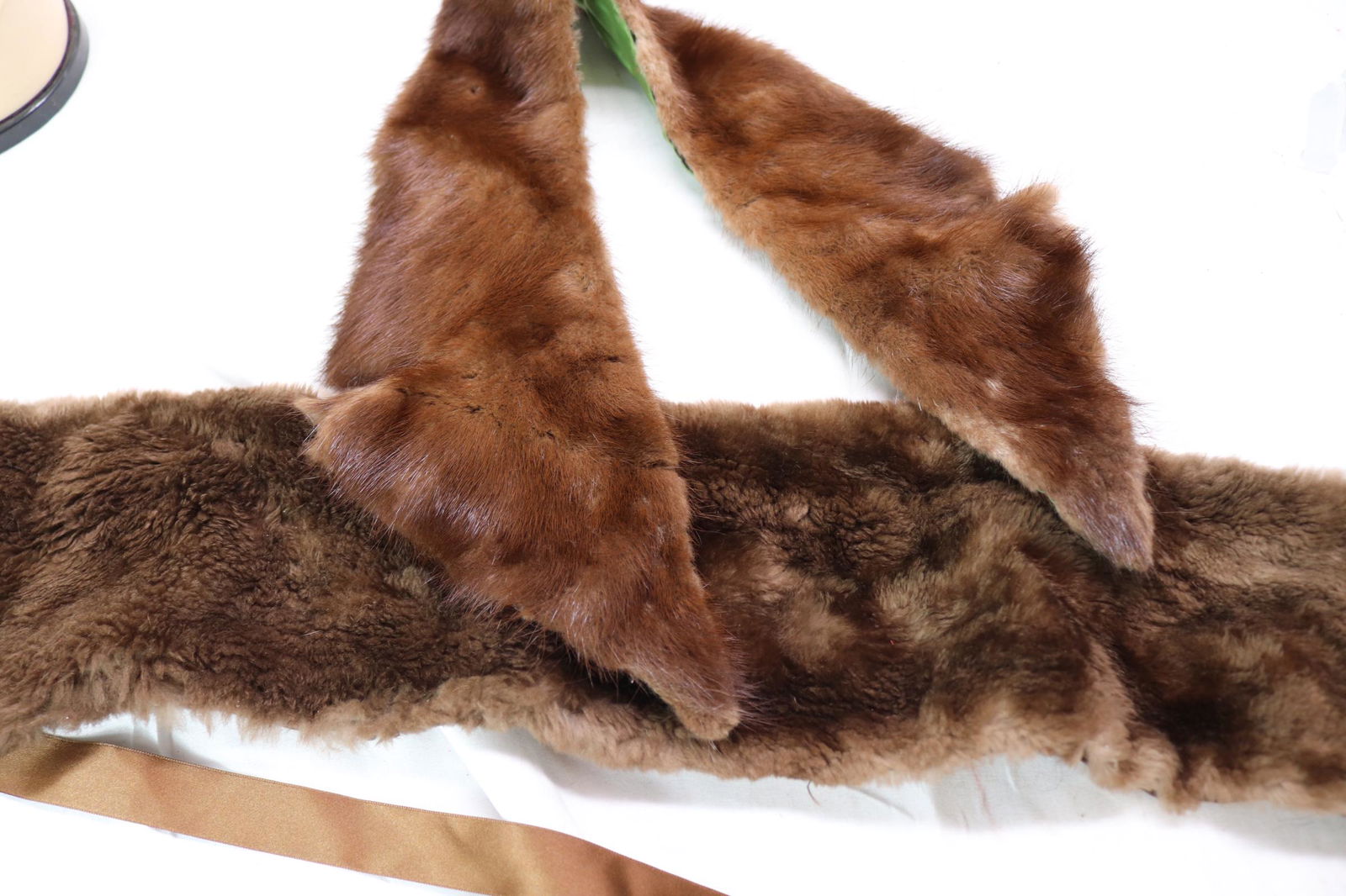 Lot of 2 Vintage Fur Collars: mink is approx. 34", Mouton is approx. 32", good condition, see photos.