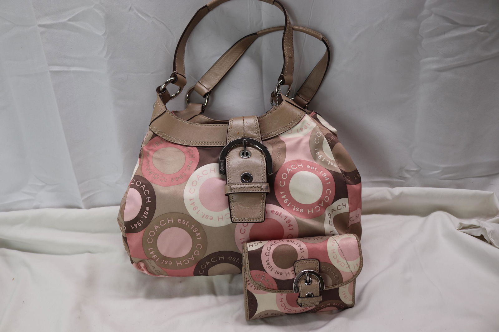 Vintage Coach Soho F18441Multicolor Sateen Hobo Bag & Wallet (1 of 14)