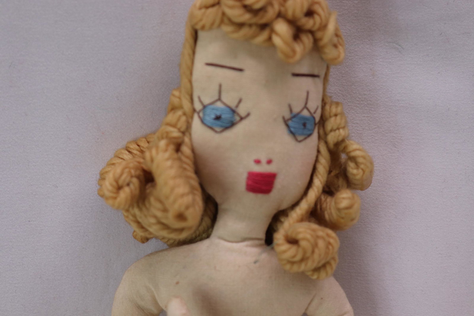 Vintage 1930's Boudoir Doll With Eyelet Skirt: good antique condition, see photos.