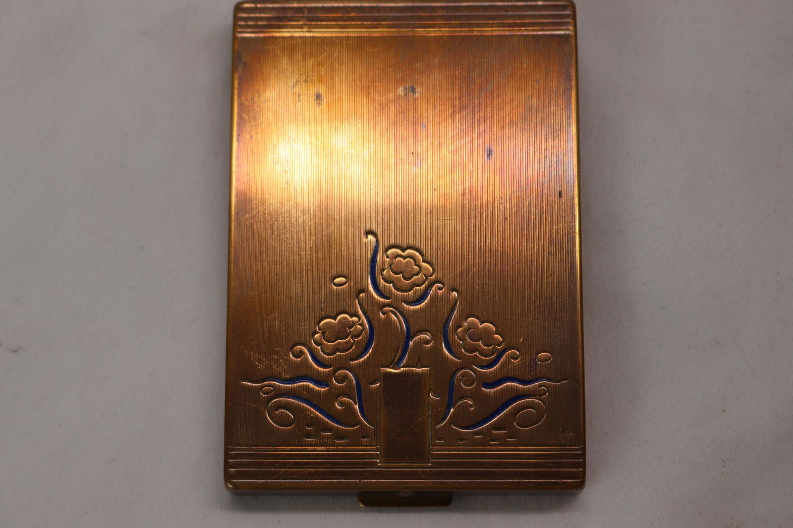 Vintage 1940's Bourjois New York Powder Compact (1 of 5)