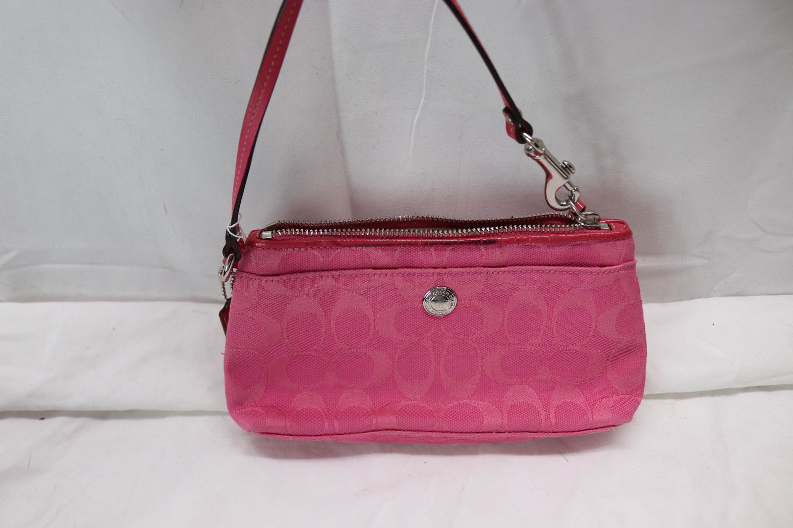 Vintage Coach Pink Signature Canvas Handbag (1 of 7)
