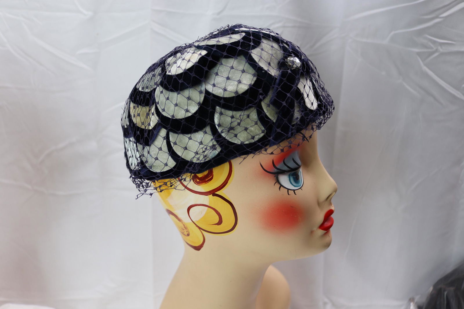 Vintage 1950's Velvet Petal Pillbox Hat With Netting (1 of 4)