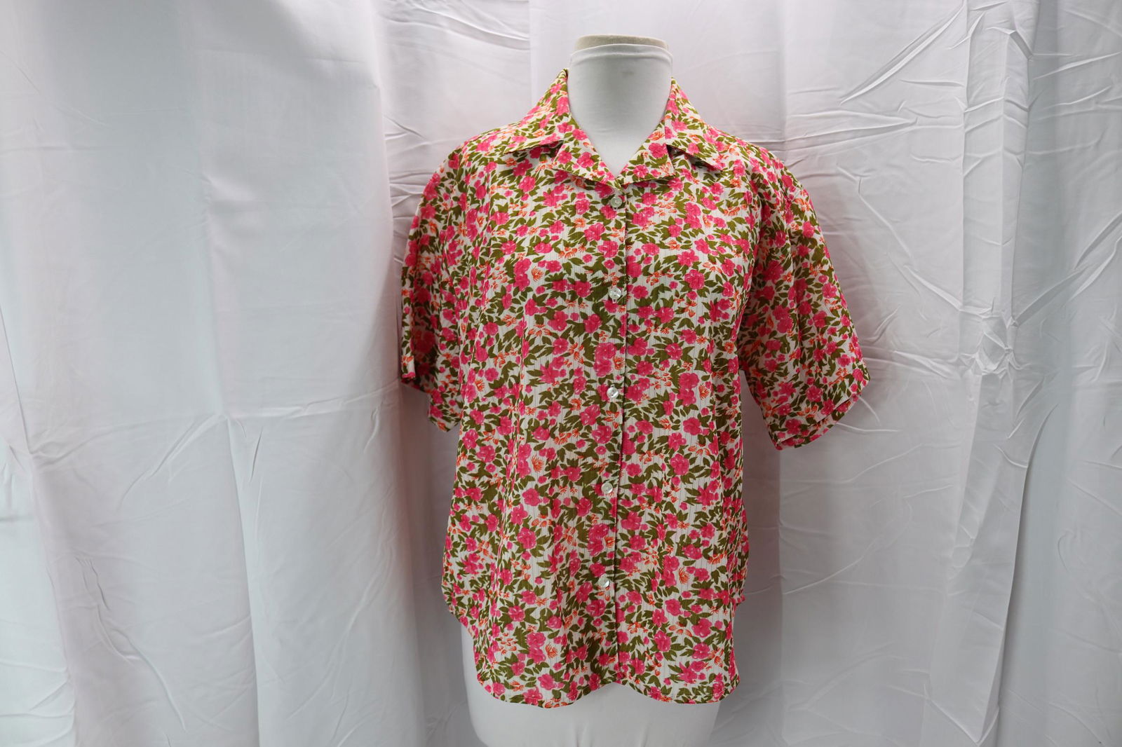 Vintage 1960's Haband! Floral Blouse (1 of 5)