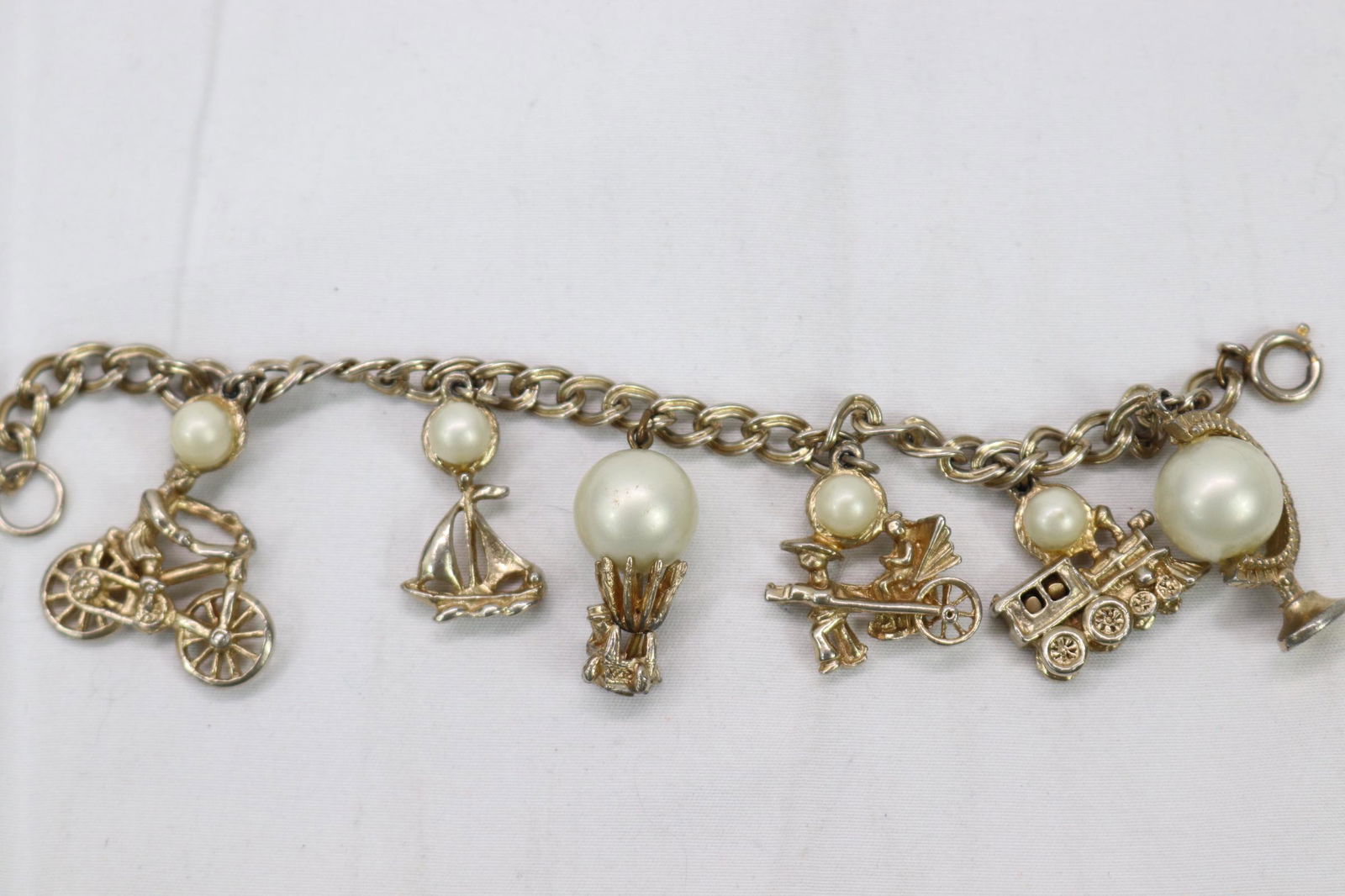 Vintage Charm Bracelet With Pearl-Like Detailed Charms (1 of 4)