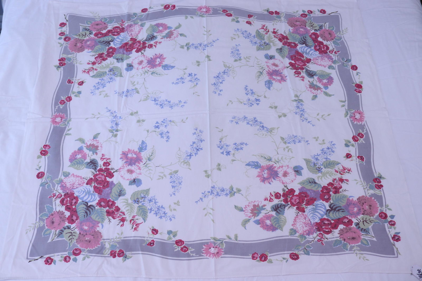 Vintage 1930's Pastel Floral Printed Cotton Tablecloth: approx. 45 x 54, see photo's