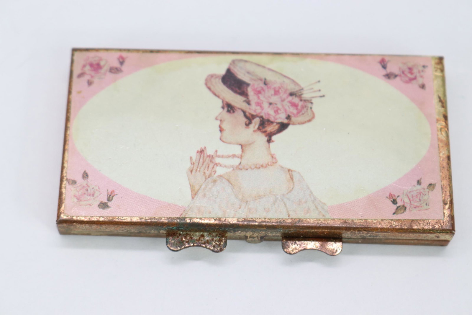 Vintage Mirror Compact with Lady in Hat (1 of 3)