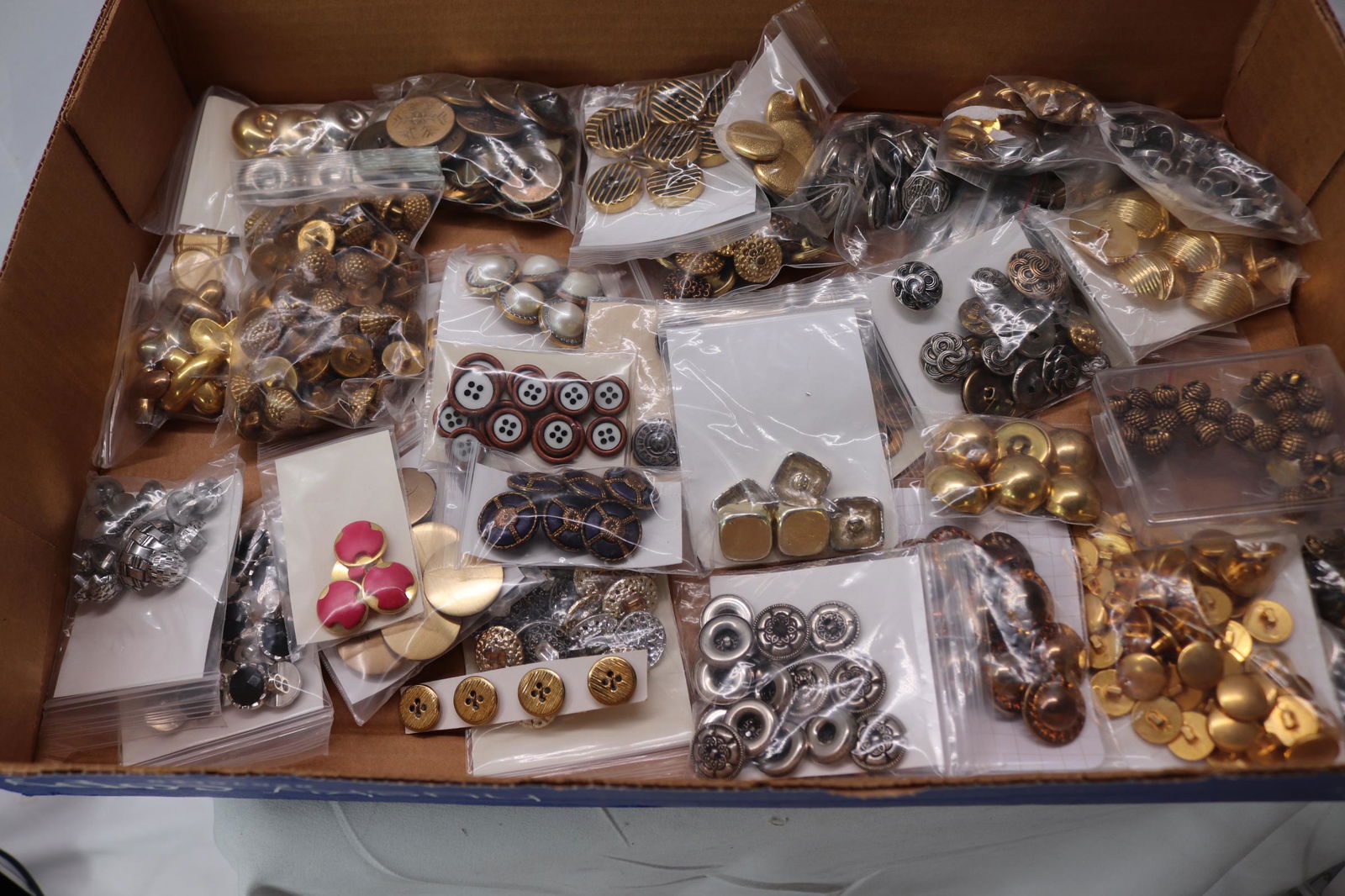 Lot of 43 Sets of Metal & Metallized Buttons (1 of 8)