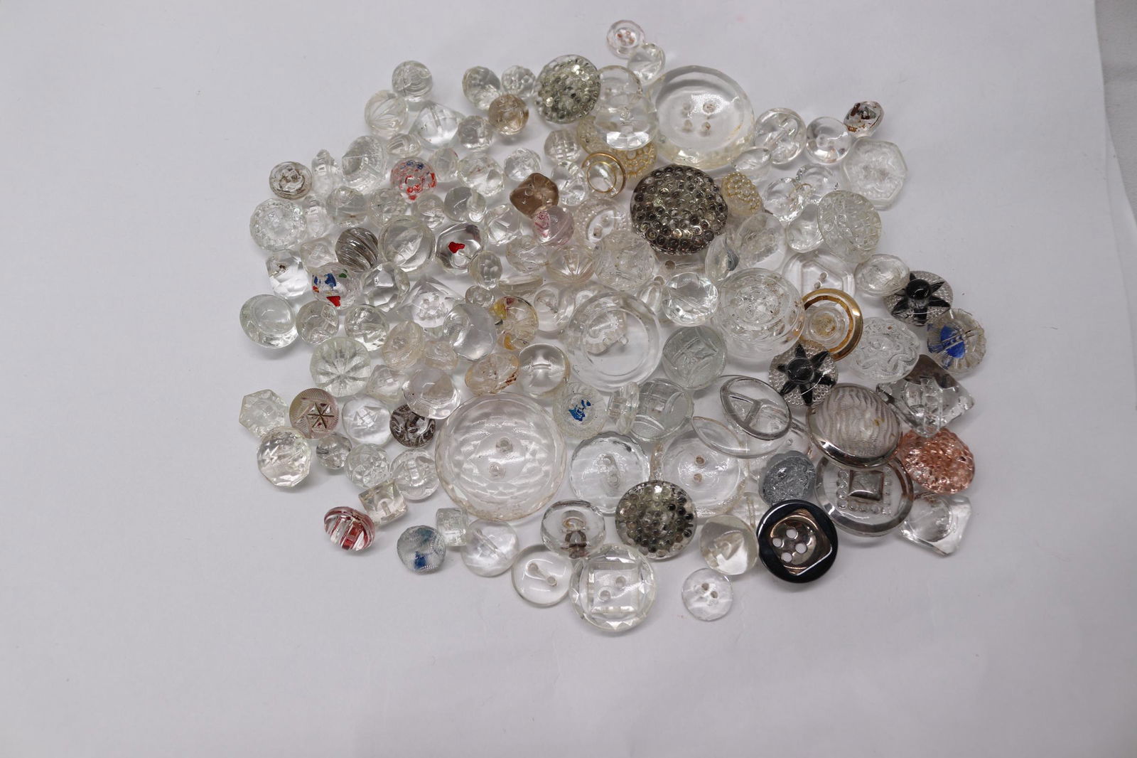 Lot of Vintage Clear Glass Buttons (1 of 4)