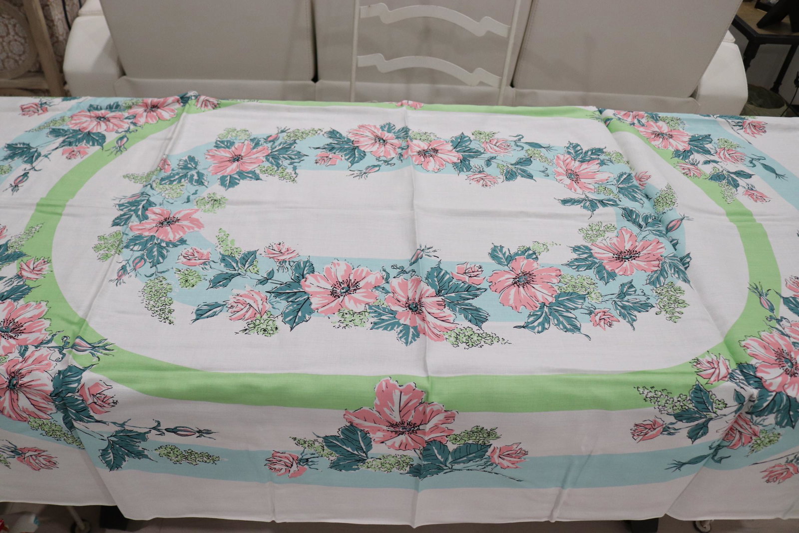 Vintage Pastel Floral Printed Cotton Kitchen Tablecloth: vintage never used, 52x70, see photo's