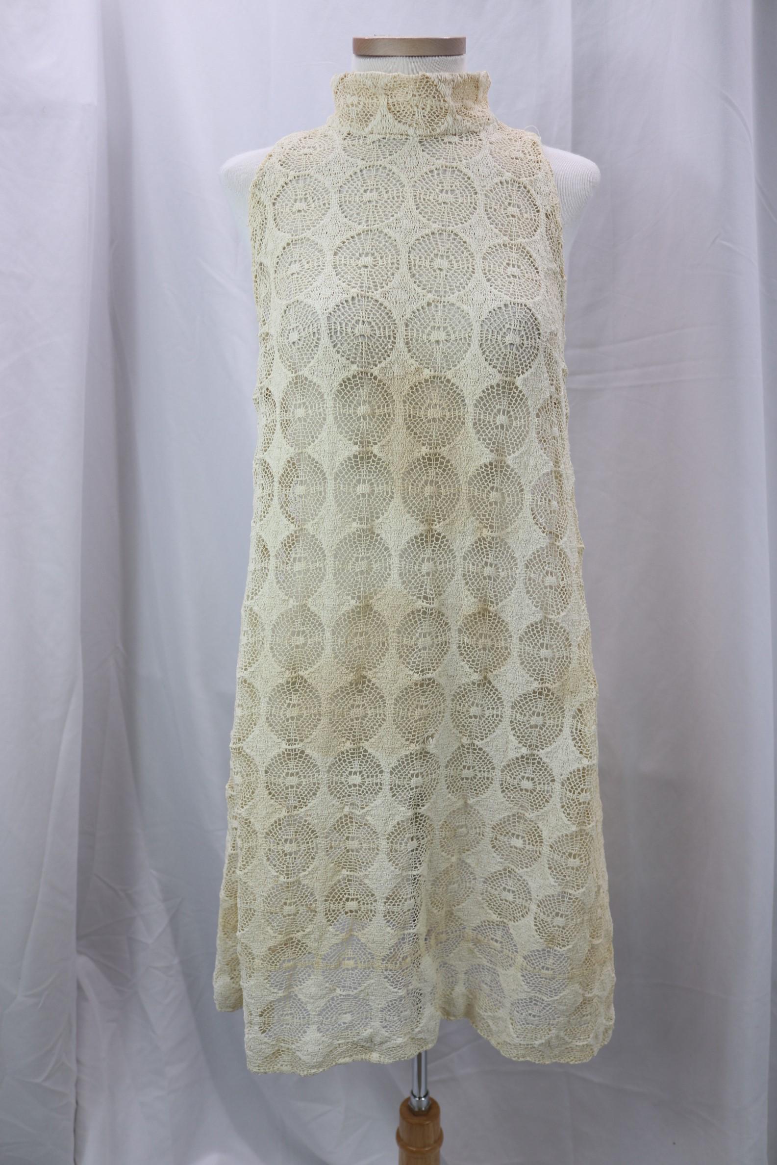 Vintage 1960's Cotton Lace Sleeveless A-Line Dress, by Jeanne Campbell: see photo's for dark spots, needs cleaning, some lose or broken threads, approx. 32 bust, 36 waist