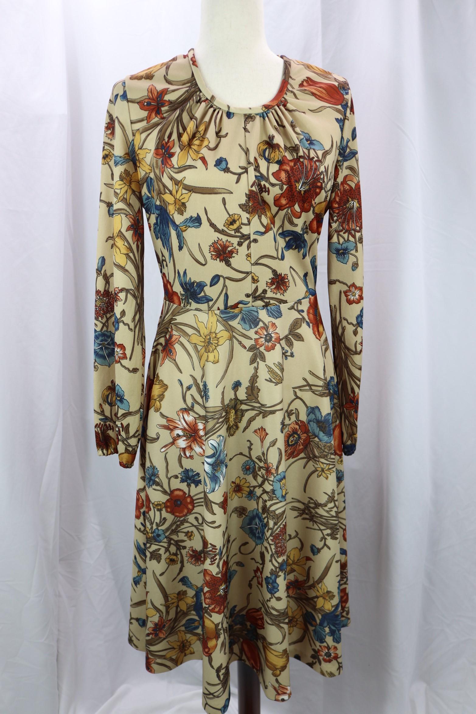Vintage 1970's Sears Poly Knit Floral Dress: approx. 40 bust, 30/32 Waist, good condition, see photo's