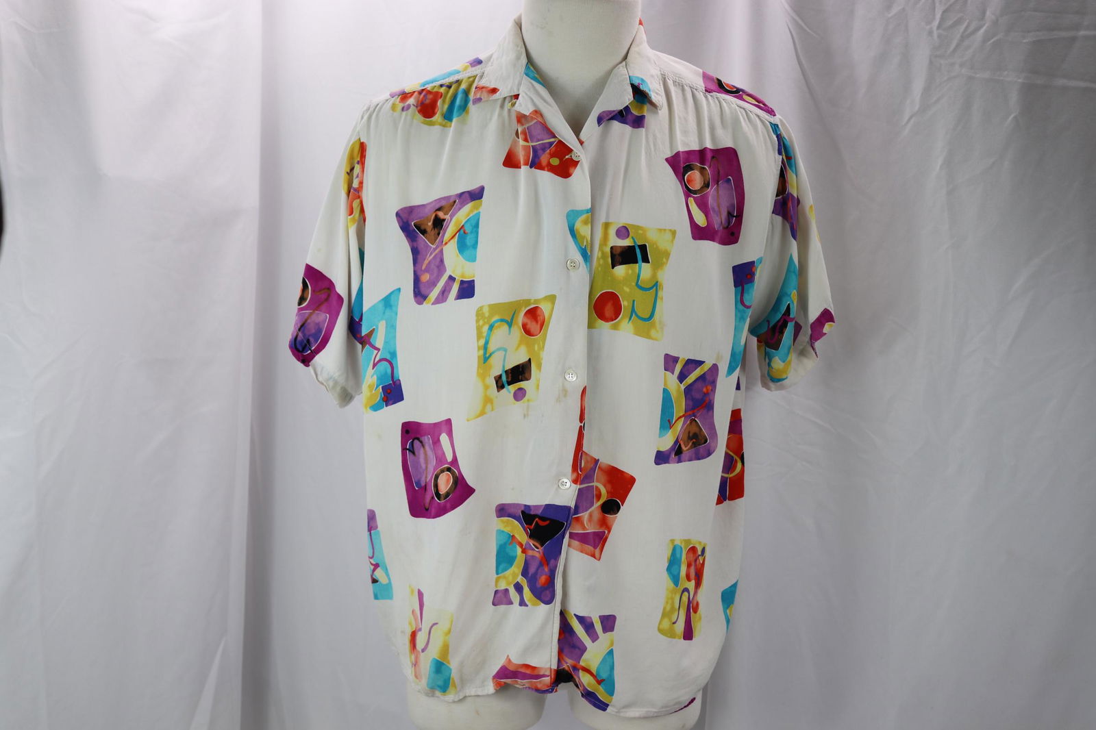 Vintage Men's Esprit Rayon Pastel Graphic Shirt (1 of 8)