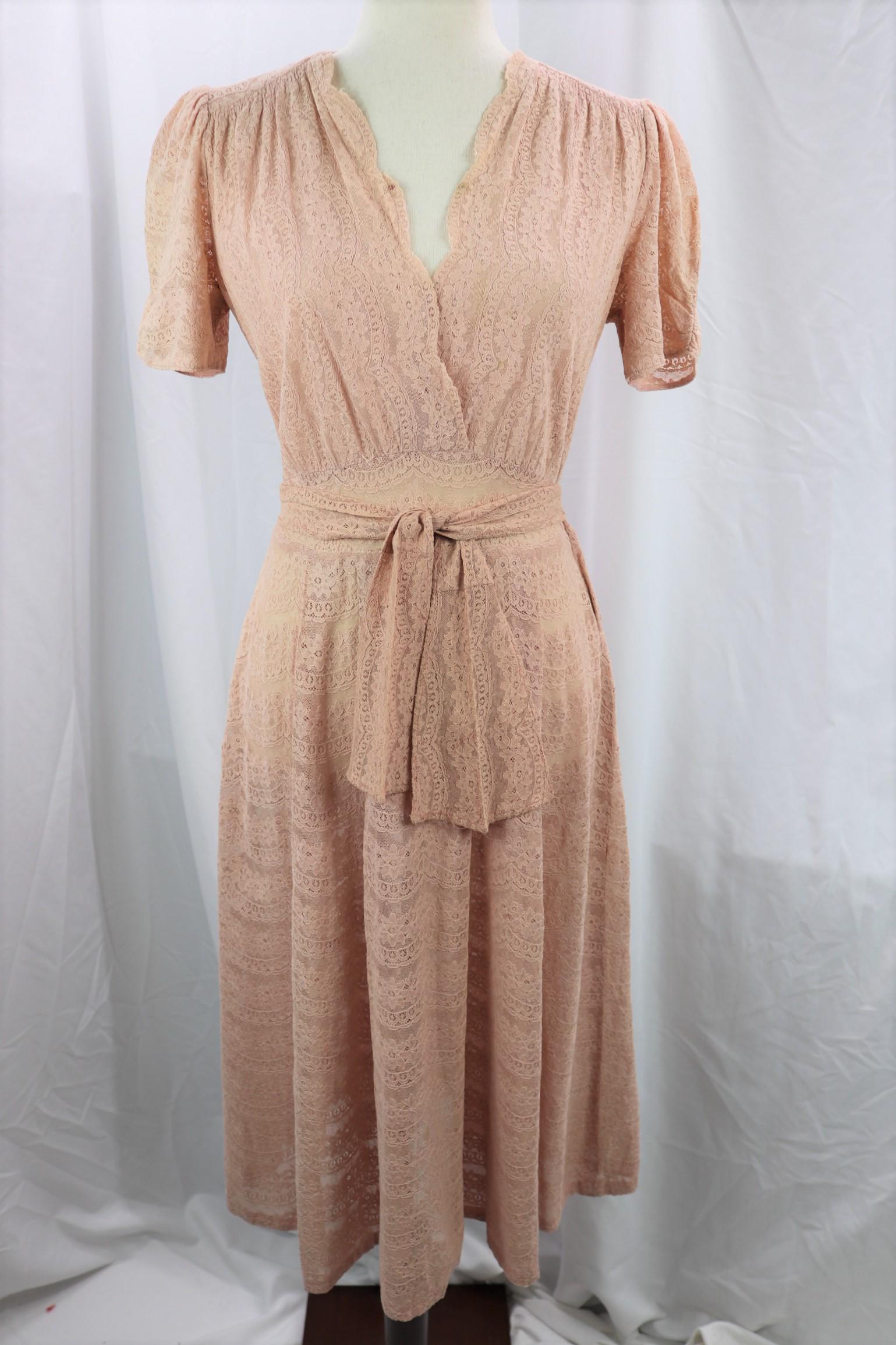 Vintage 1940's Blush Pink Lace Dress: minor flaws, see photo's, approx. 36 bust, 26 waist