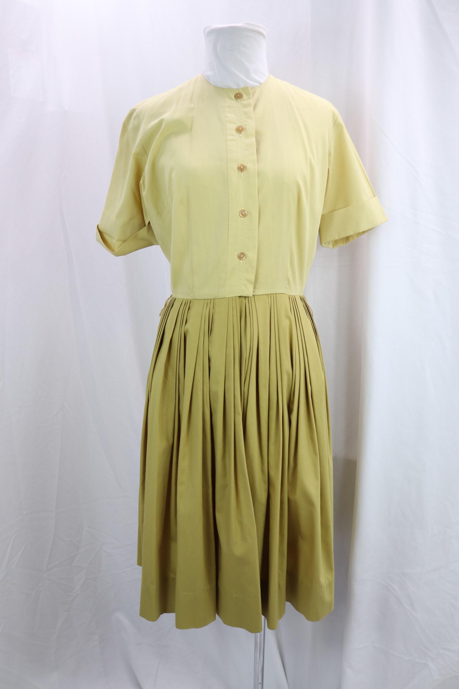 Vintage 1950's Pacemaker Juniors Cotton Pleated Dress (1 of 6)