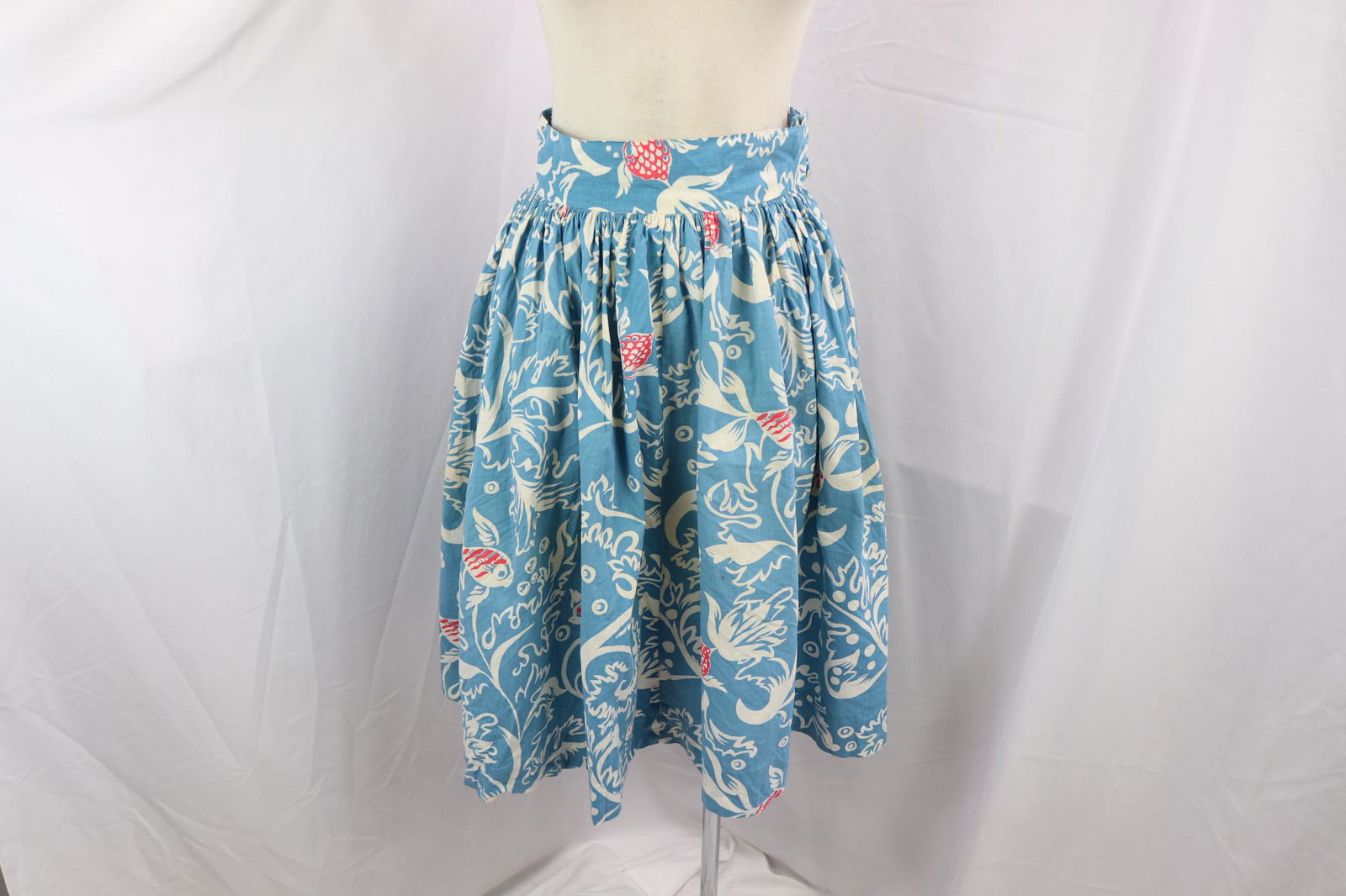 Vintage 1940's Novelty Cotton Fish Print Skirt (1 of 5)