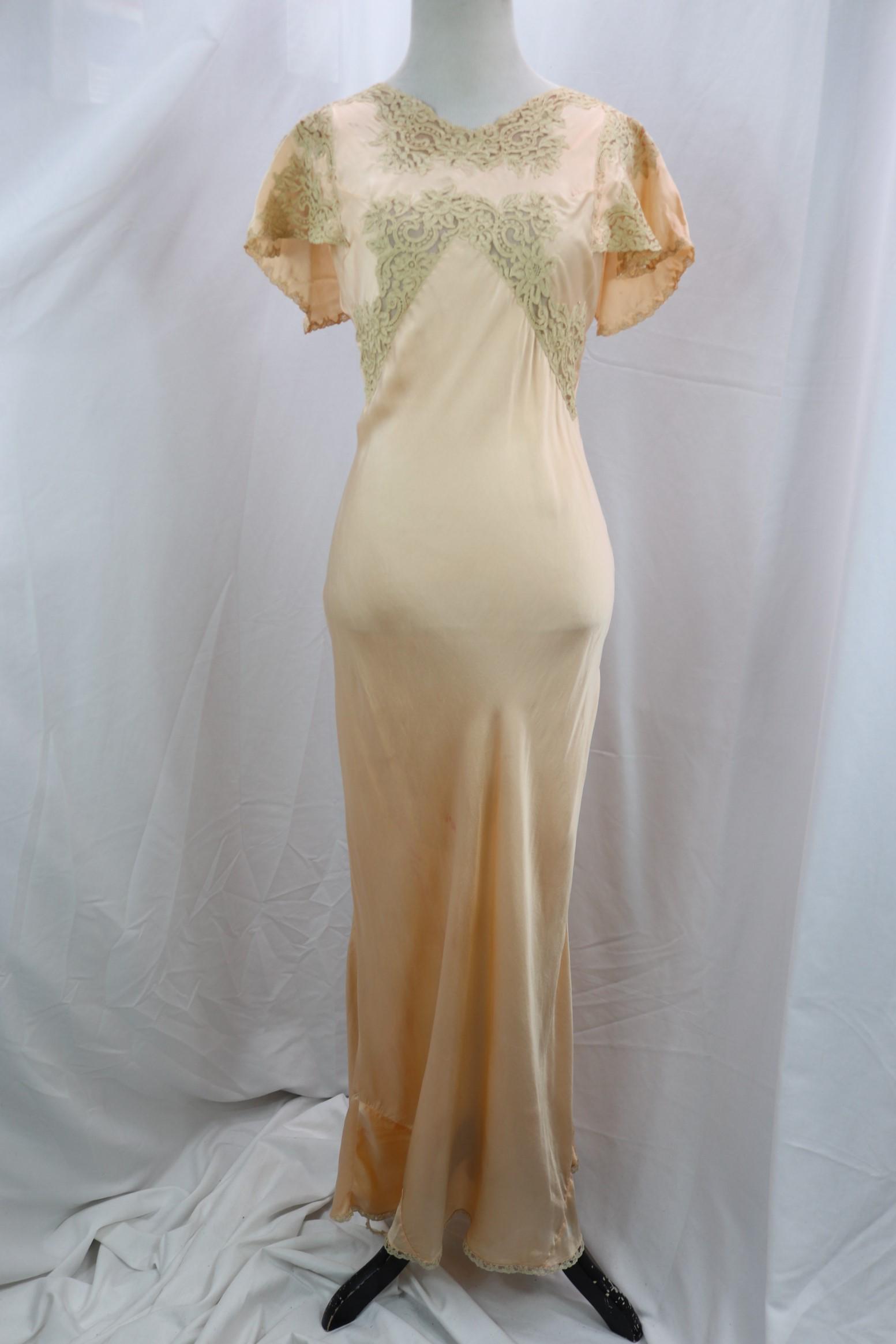 Vintage 1930's Bias Cut Silk Rayon & Lace Negligee (1 of 9)