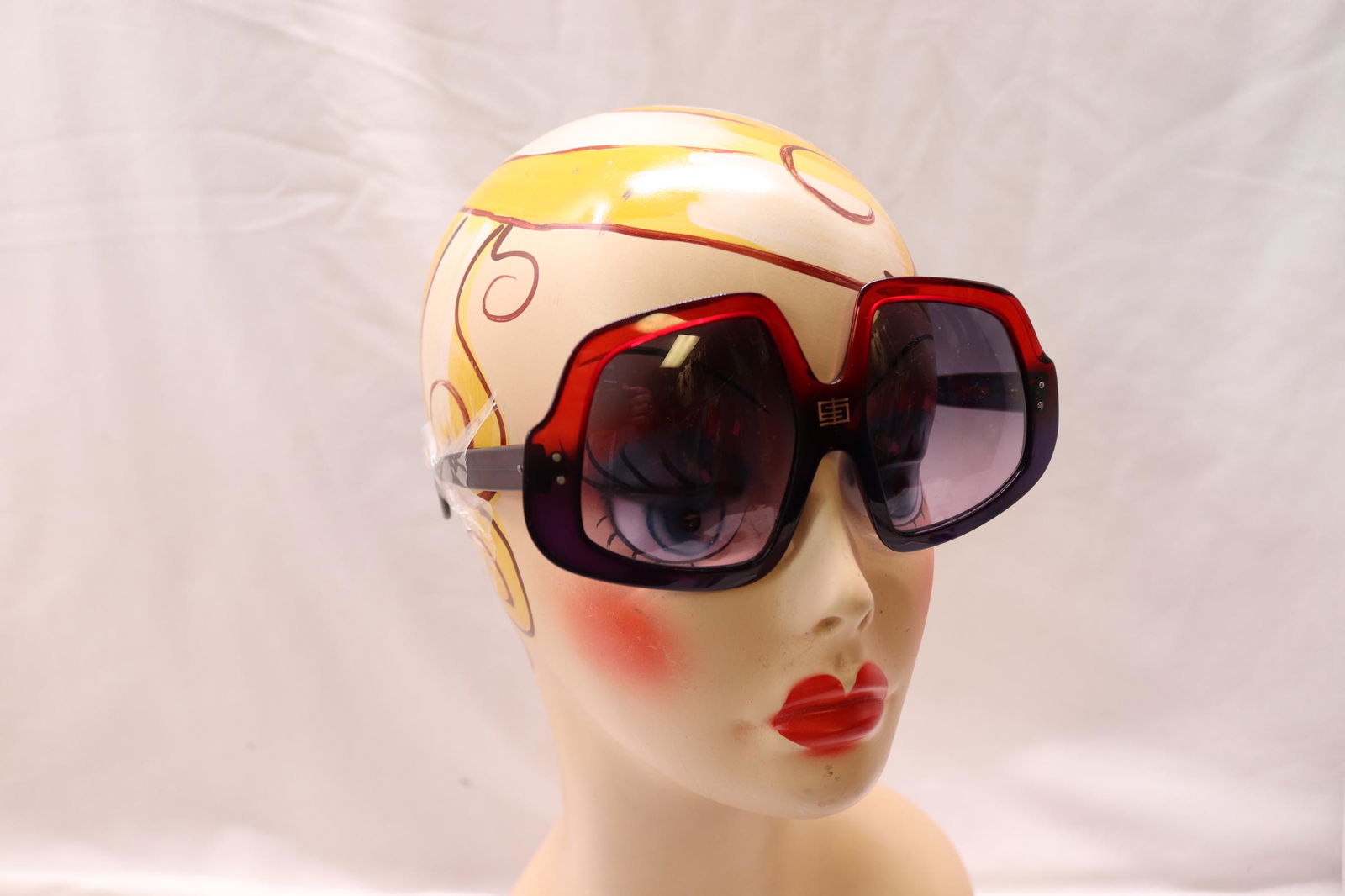 Vintage 1970's Emilio Pucci Ladies Sunglasses (1 of 5)