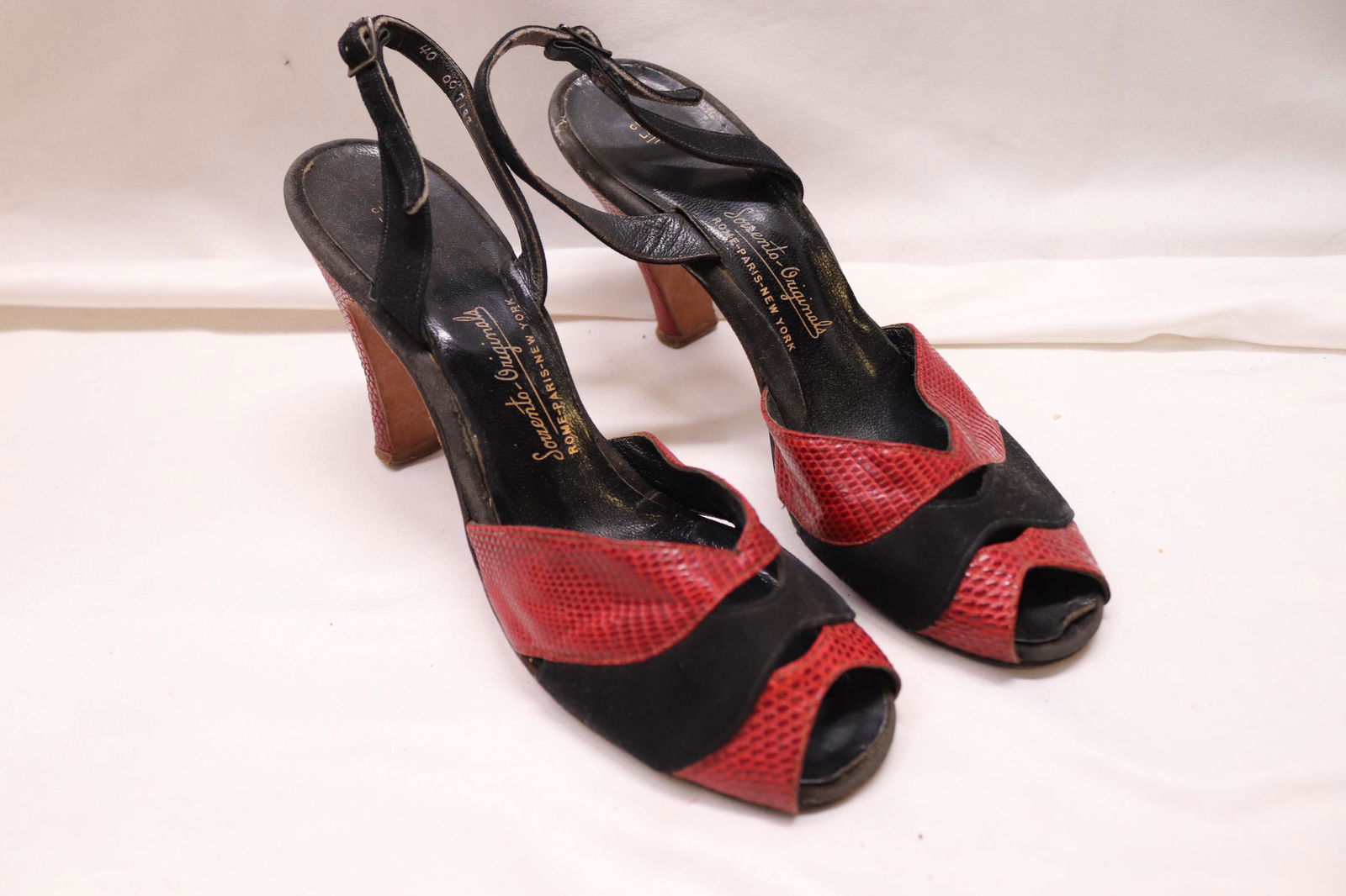 Vintage 1940's Sorrento Originals Heeled Sandals: good worn condition, size 40 euro, but seems more like size 8 U