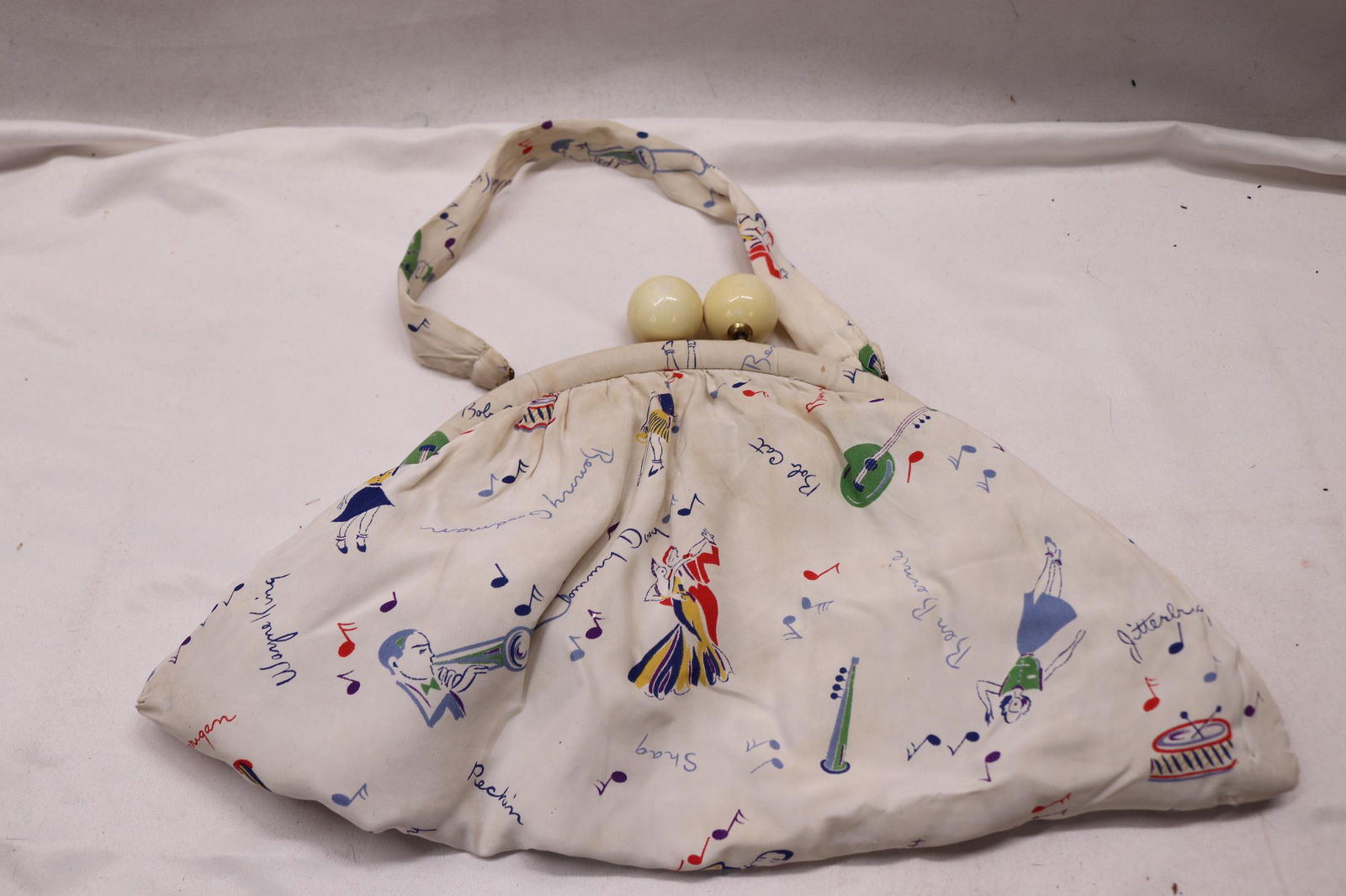 Vintage 1940's Fabric Purse with mirror & Change Purse (1 of 9)