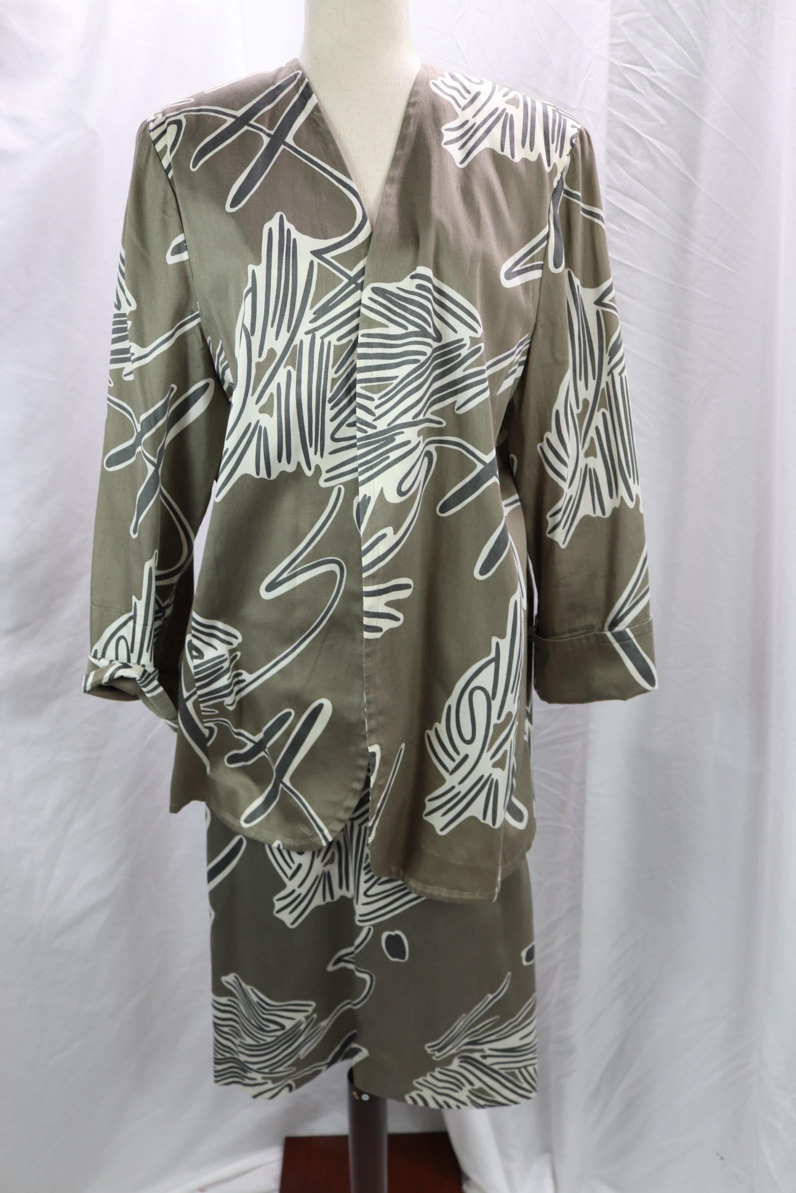 Vintage 1990's Givenchy Lady's Abstract Cotton Skirt Set: made in Germany size 16W, good condition, see photo's