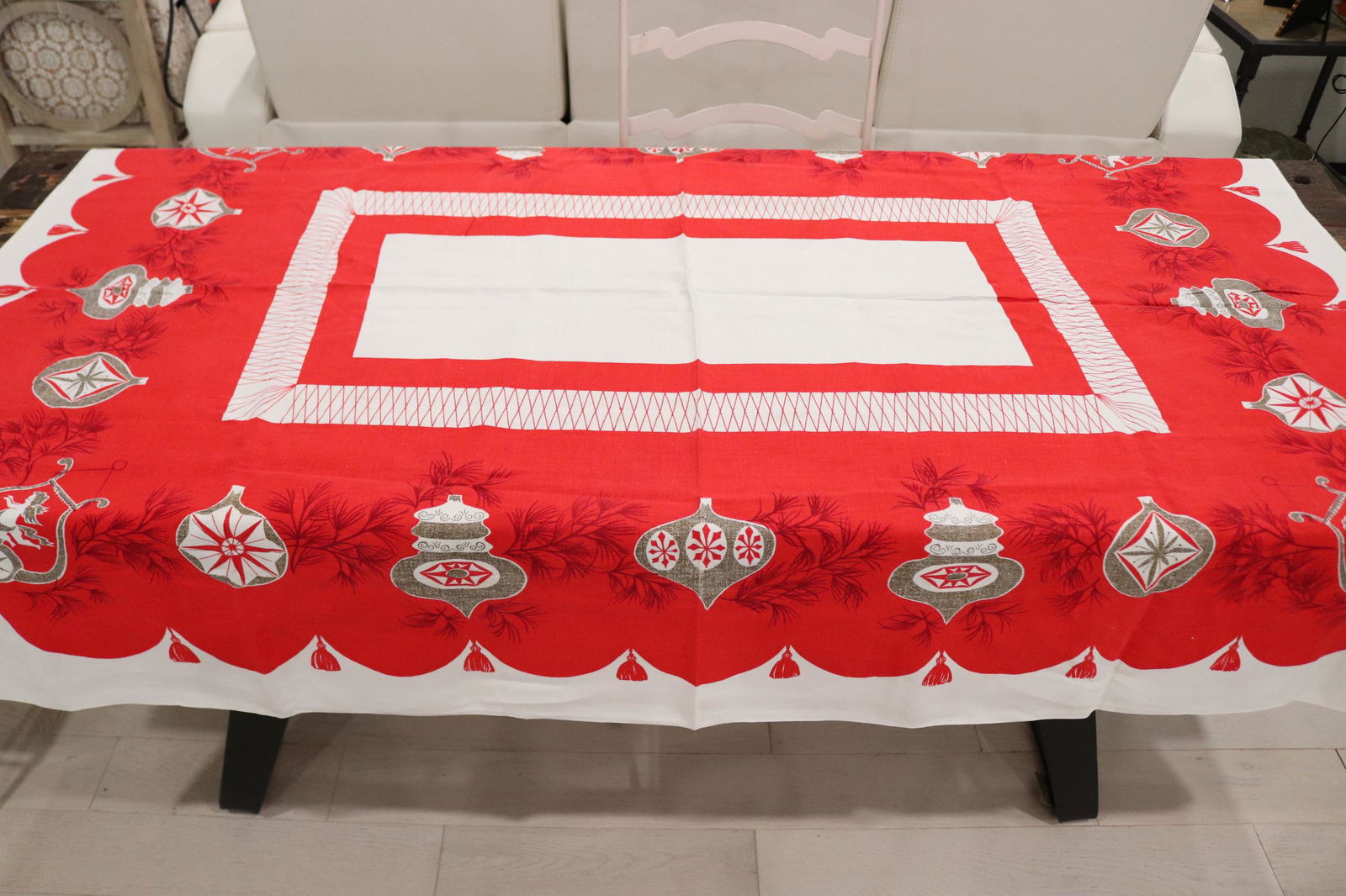 Vintage Virginia Zito Cotton Printed Tablecloth: approx. 50 x 64, see photo's