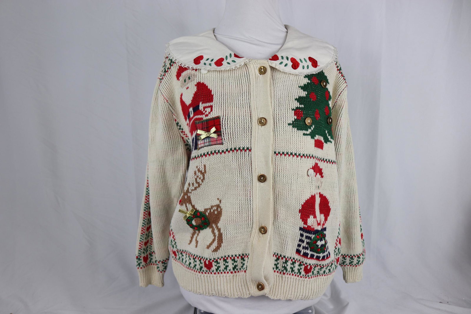 Vintage Sweater Loft Knit Cardigan Christmas Santa Sweater: approx. 44 bust, see photo's