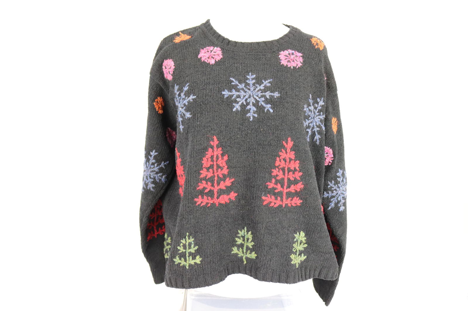 Vintage Talbots Knit & Embroidered Pullover Christmas Sweater: approx. 44 bust, see photo's