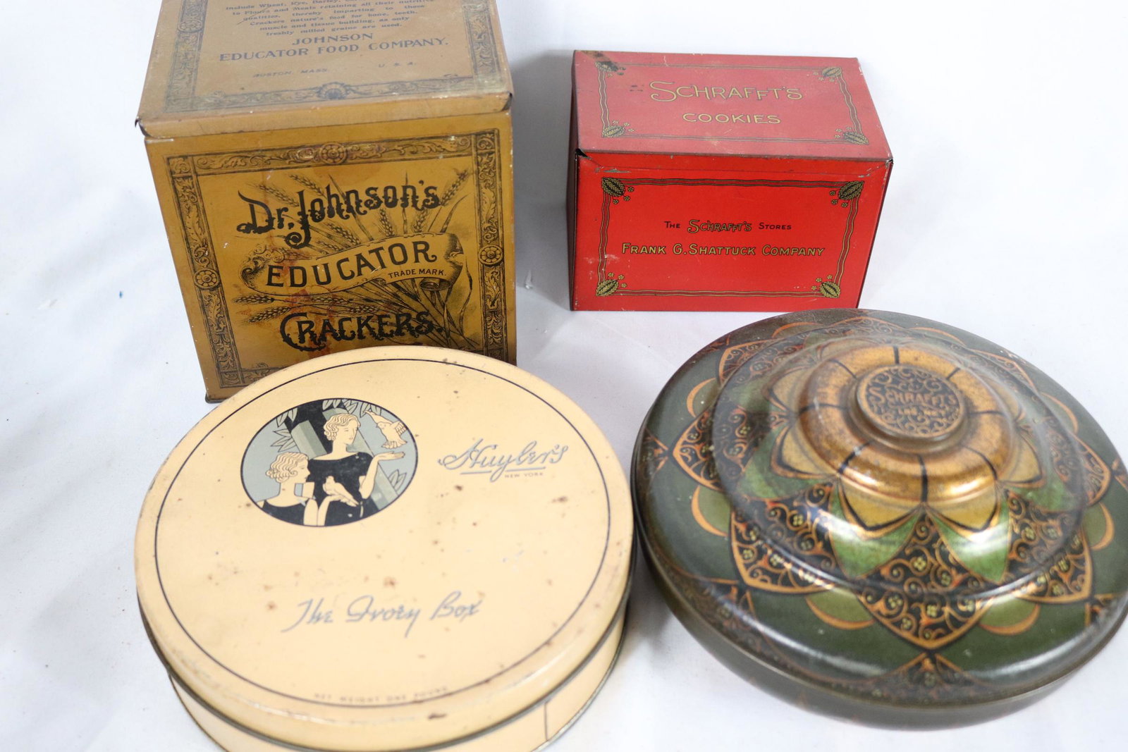 Lot of 4 Antique advertising Tins, Crackers & Cookies (1 of 14)