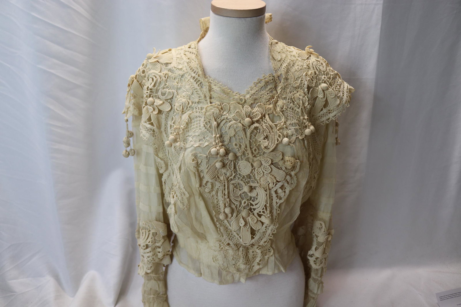 Antique 1900's Miss Flaherty of Boston Irish Crochet Bodice (1 of 8)