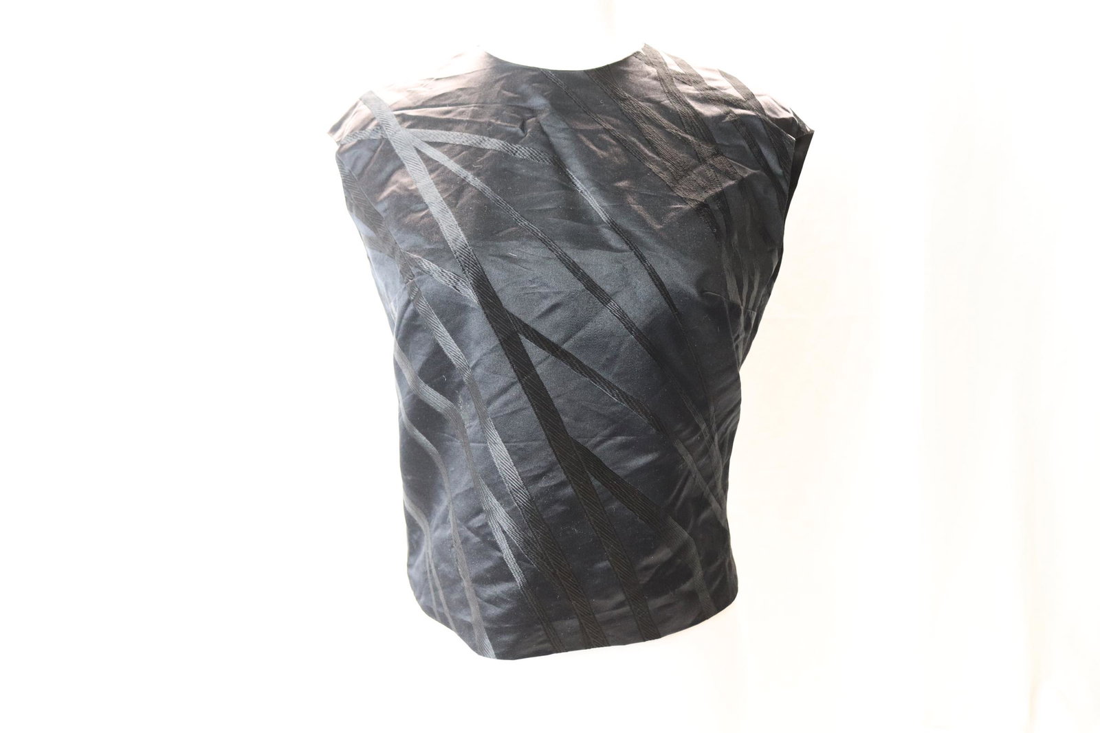 Vintage 1960's Elizabeth Arden, Black Silk Crop Top: approx. 36 bust, 34 waist, good condition, see photo's
