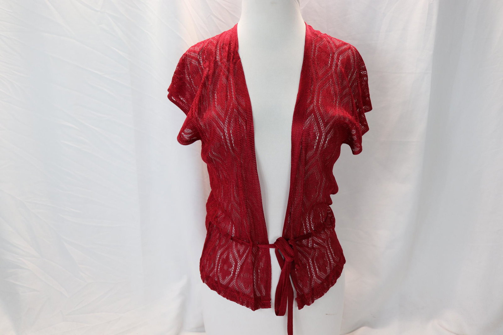 Vintage 1970's Contessa Burgundy Rayon Knit Vest: approx. 36 bust, 32 waist, does stretch, good condition, see photo's