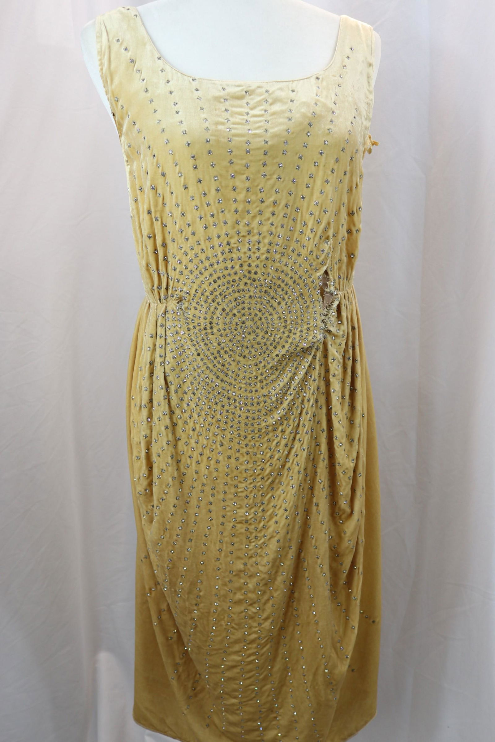 Vintage 1920's Gold Velvet & Rhinestone Flapper Dress (1 of 11)