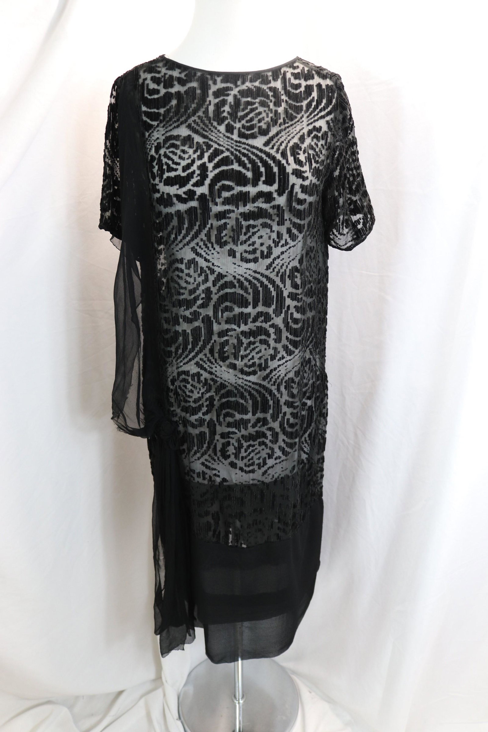 Vintage 1920's Black Silk Cut Velvet Drop Waist Dress: approx. 40 bust and waist, Rip and Holes to the side drape, otherwise good condition, see photo's