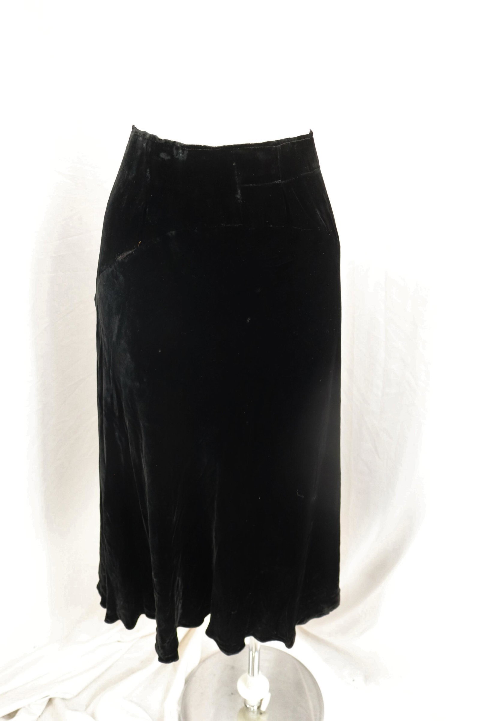 Vintage 1930's Black Silk Velvet Skirt: approx. 30 waist, some tiny holes seen when you hold it up to the light, see photo's