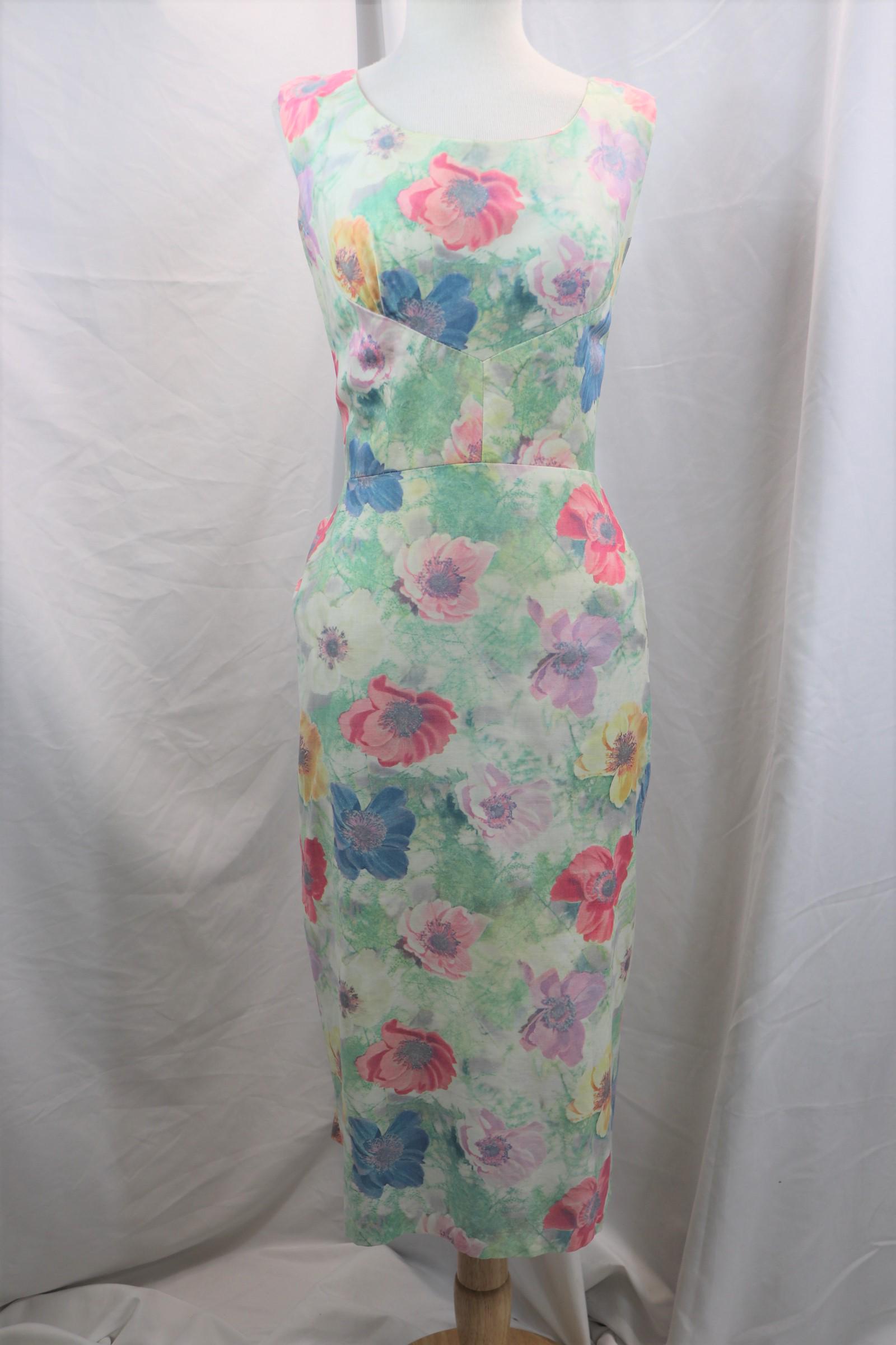 Vintage 1960's Best & CO Cotton Floral Summer Dress: approx. 34 bust, 24 waist, underarm stains, other stains, faded, see photo's