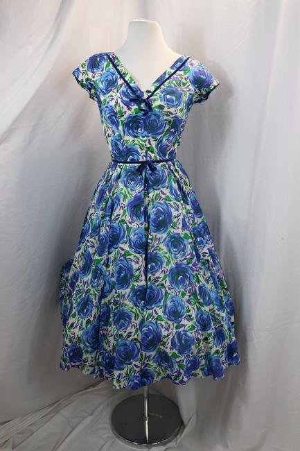 Vintage 1950's 5-30 PM Fashion Cotton Floral Summer Dress: approx. 36 bust, 25 waist, good condition, see photo's